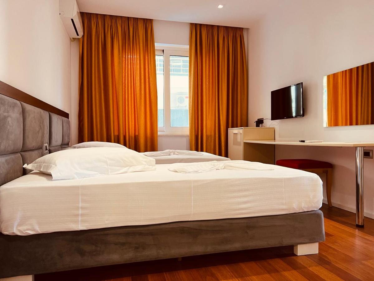 3B Suites Boutique Hotel Sarandë Exteriör bild