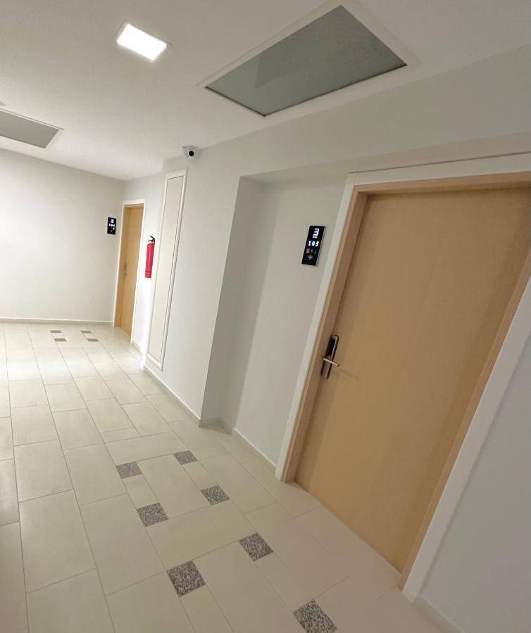3B Suites Boutique Hotel Sarandë Exteriör bild