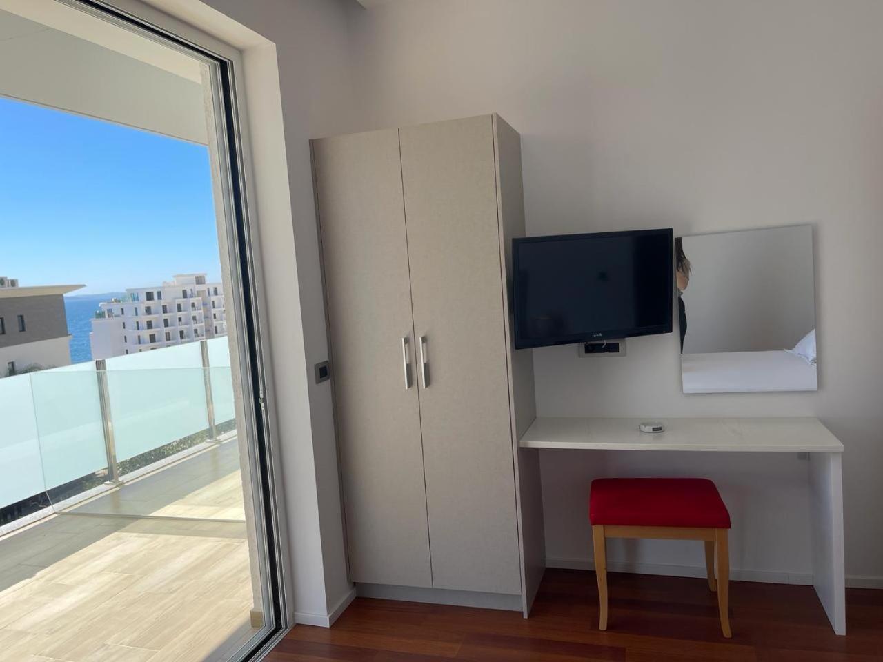 3B Suites Boutique Hotel Sarandë Exteriör bild