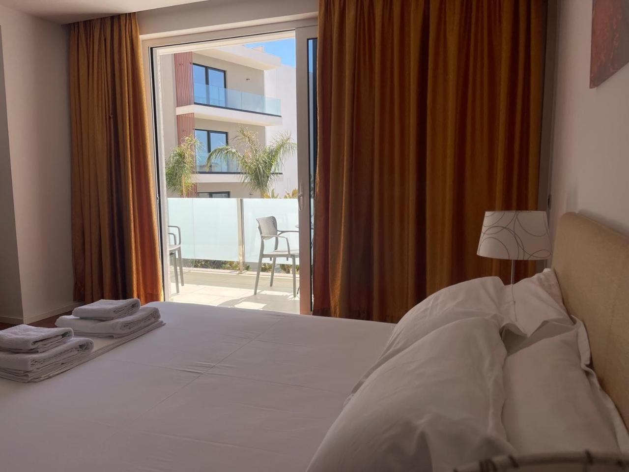 3B Suites Boutique Hotel Sarandë Exteriör bild