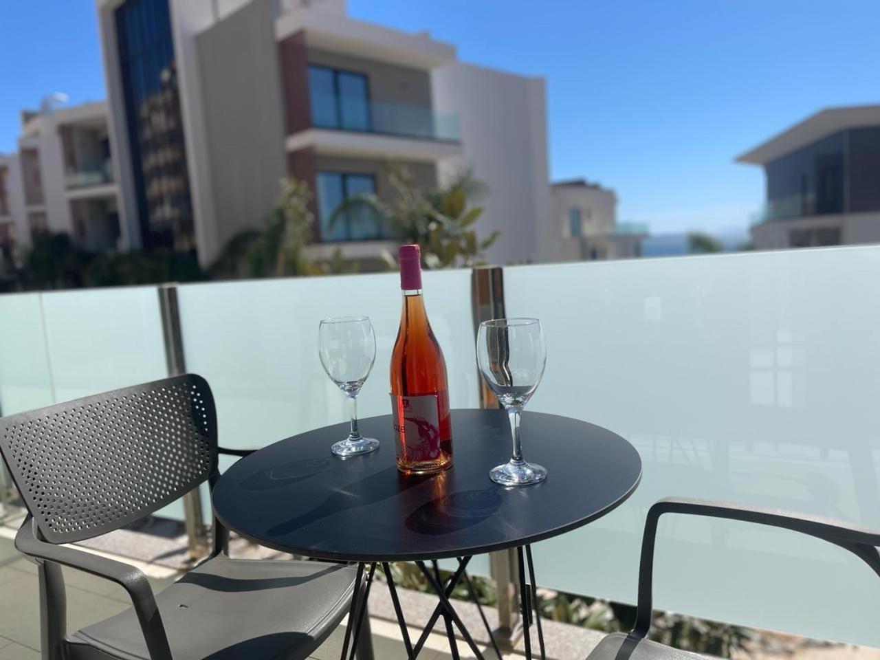 3B Suites Boutique Hotel Sarandë Exteriör bild