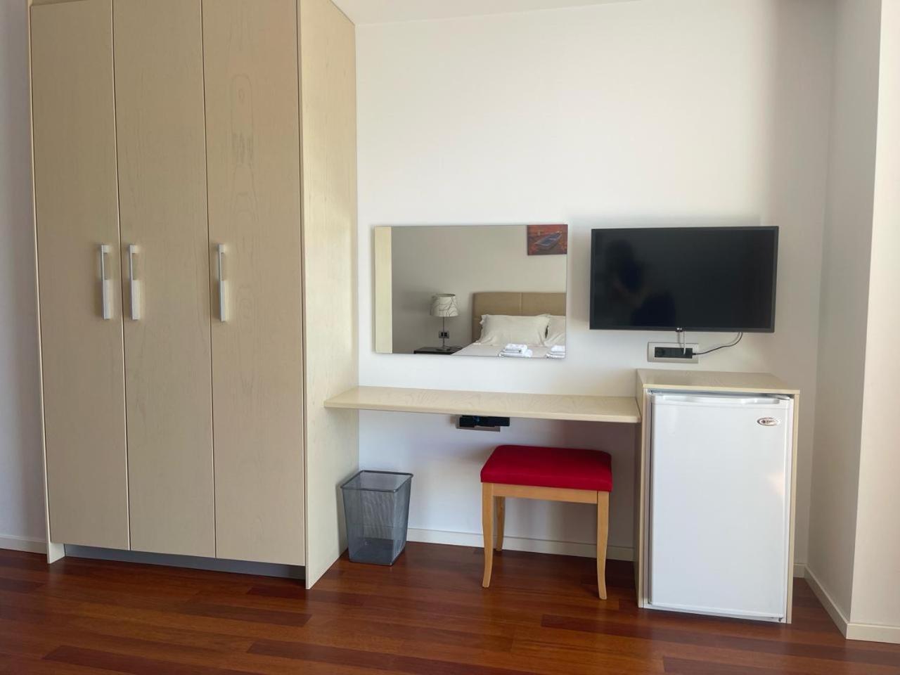 3B Suites Boutique Hotel Sarandë Exteriör bild