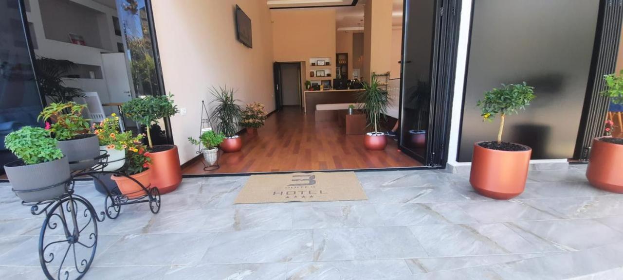 3B Suites Boutique Hotel Sarandë Exteriör bild